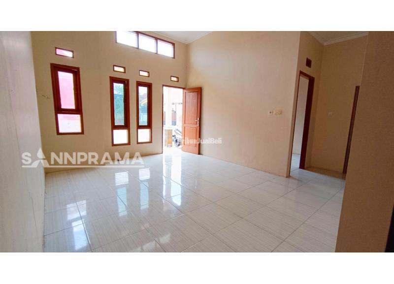 Jual Rumah Bekas Luas 90 m2 Siap Huni Dalam Cluster Rawa Denok, Dekat Tol Sawangan - Depok Jawa Barat