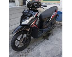 Motor Honda Vario FI Bekas Tahun 2016 Surat Lengkap - Surabaya
