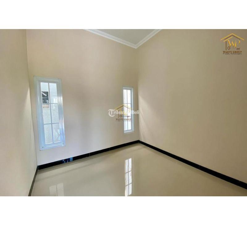 Dijual Rumah Cantik Siap Huni LT99 LB105 4KT 3KM Legalitas SHM - Bantul Yogyakarta