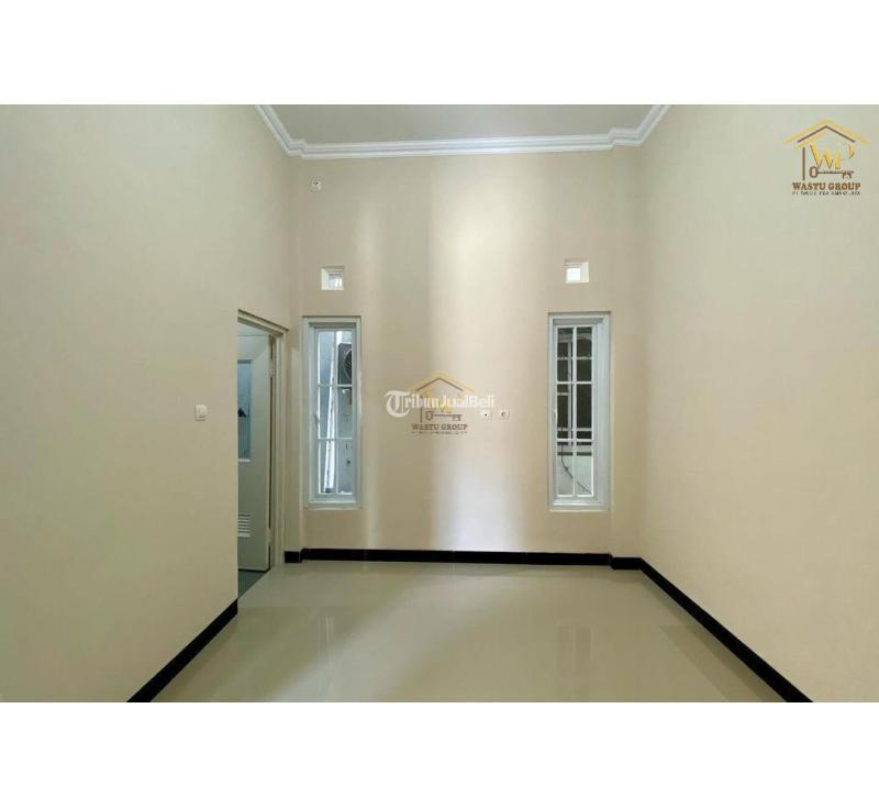 Dijual Rumah Cantik Siap Huni LT99 LB105 4KT 3KM Legalitas SHM - Bantul Yogyakarta