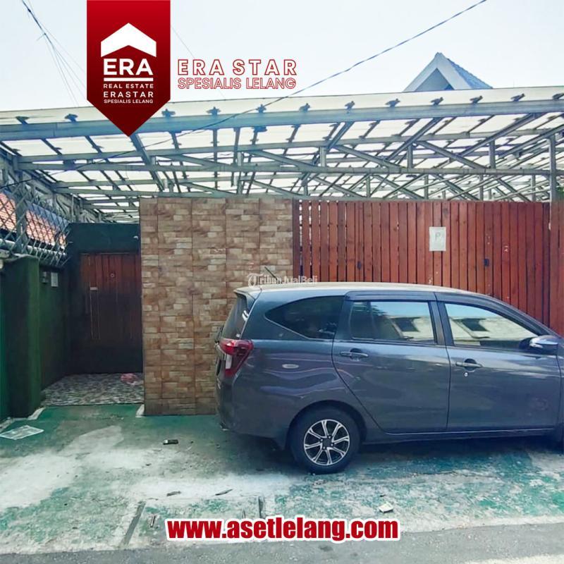 Dijual Kost Eksklusif Luas Isi 10 Kamar Bekas Bisa KPR Paseban, Senen - Jakarta Pusat