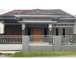 Jual Rumah Bekas Luas 141 m2 Dekat Banget Jalan Jogja-Solo Bogem - Sleman Jogja