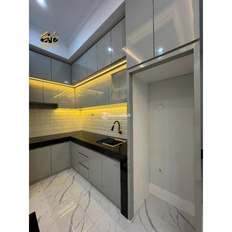 Jual Rumah 2,5 Lantai Baru Tipe 130 Dalam Cluster Fasum Kolam Renang Di Kebagusan Pasar MInggu - Jakarta Selatan
