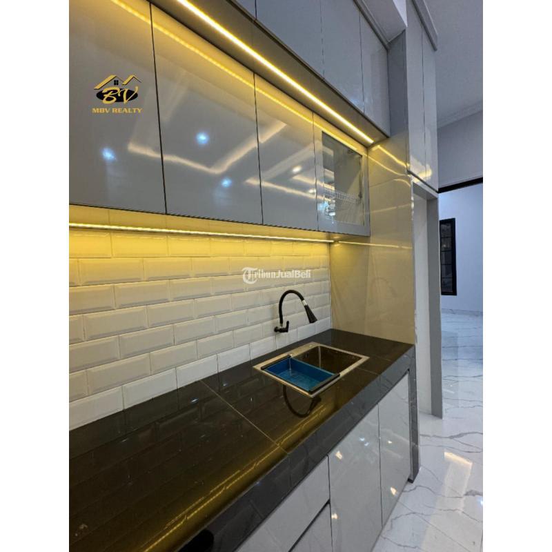 Jual Rumah 2,5 Lantai Baru Tipe 130 Dalam Cluster Fasum Kolam Renang Di Kebagusan Pasar MInggu - Jakarta Selatan