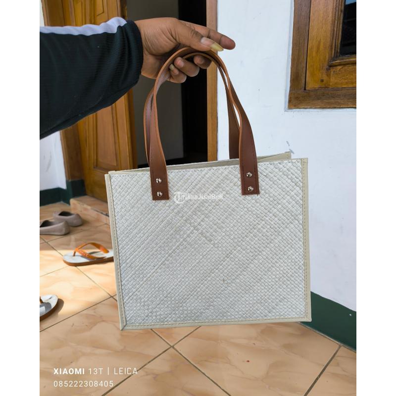 Tas Pandan Bambu Produk Kerajinan Rajapolah - Salatiga Jawa Tengah