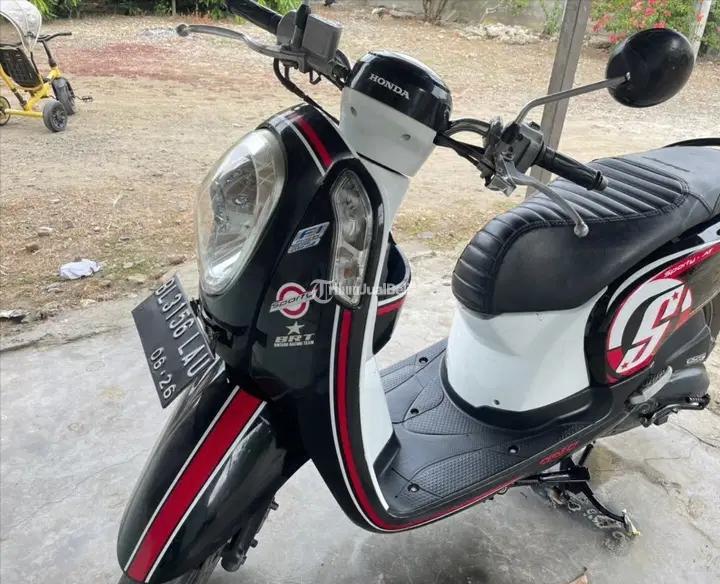 scoopy motorbike