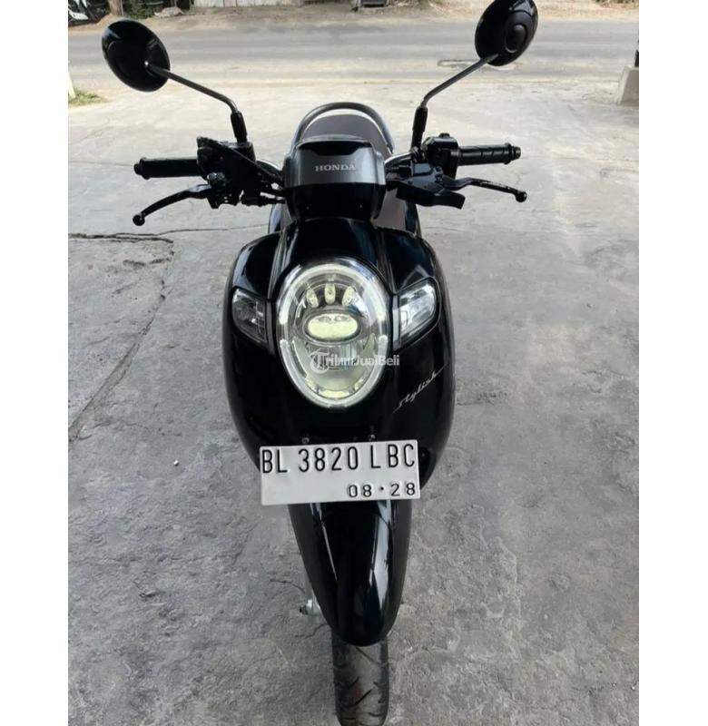 scoopy motorbike