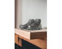 Pabrik Sepatu Safety Harga Terjangkau - Tarakan Kalimantan Utara 