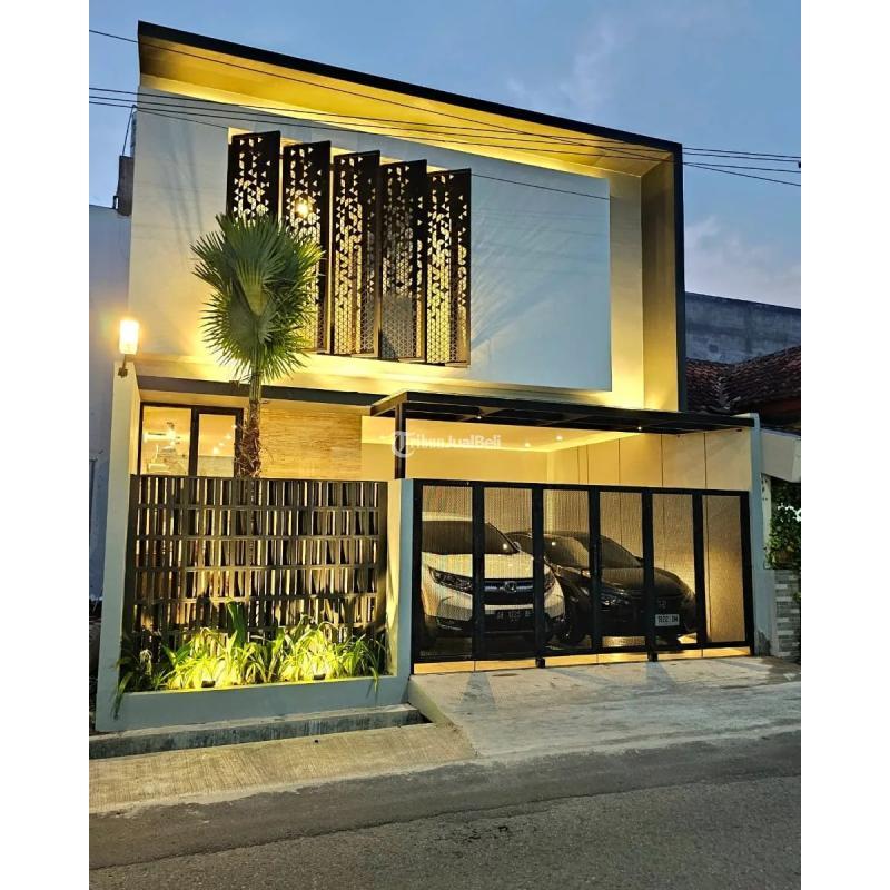 Dijual Rumah Cantik 2 Lantai, Full Furnished, LT100 LB85 SHM 3KT 2KM Dekat Maguwoharjo - Sleman Yogyakarta