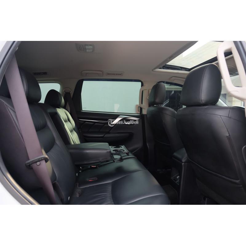 Mobil Mitsubishi Pajero Sport Dakar Tahun 2022 AT Diesel Sunroof - Jakarta Utara