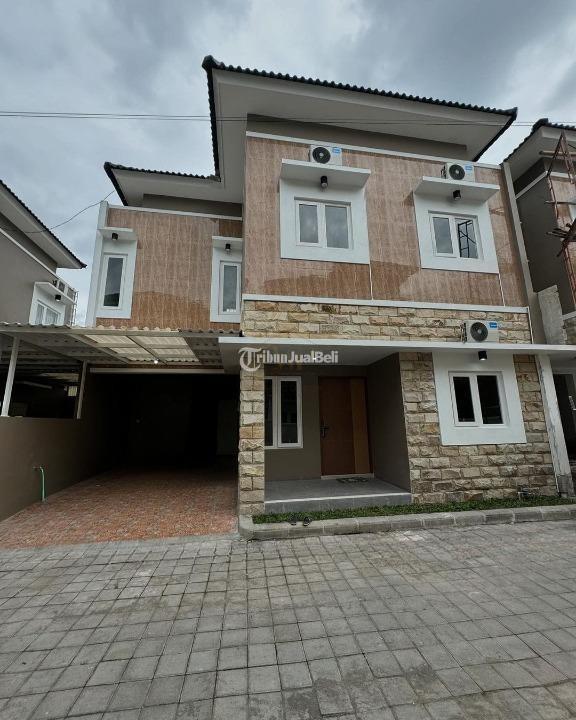 Dijual Rumah 2 Lantai LT108 LB144 4KT 3KM Legalitas SHM Harga Terjangkau - Sleman Yogyakarta