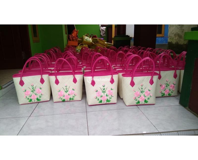Tas Pandan Sulam Pink Putih Tas Hampers - Manado Sulawesi Utara
