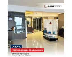 Jual Apartemen Bekas Sangat Luas 264 sqm, Luxury, 4 Bedrooms, Semi Furnished, High Floor - Jakarta Barat