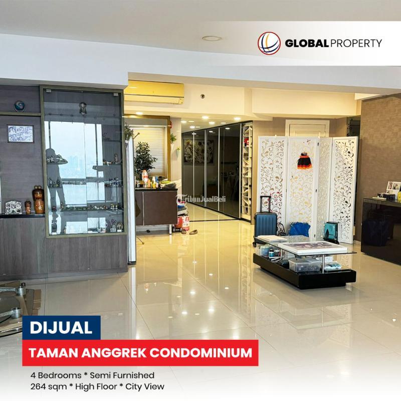 Jual Apartemen Bekas Sangat Luas 264 sqm, Luxury, 4 Bedrooms, Semi Furnished, High Floor - Jakarta Barat