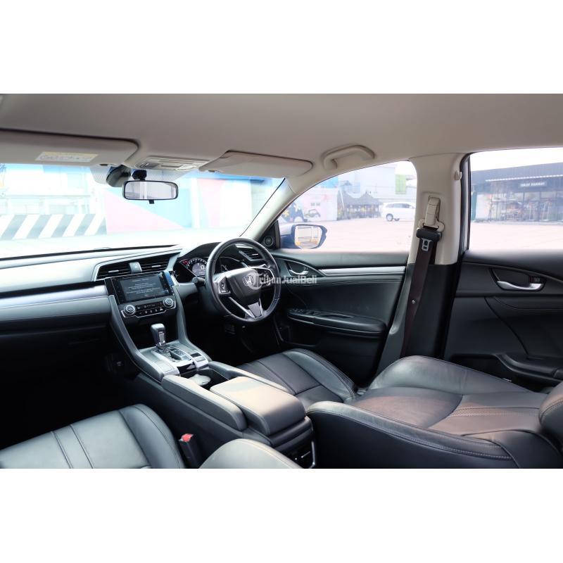 Mobil Honda Civic 1.5 ES Prestige Turbo Siap Pakai Tahun 2017 - Jakarta Utara