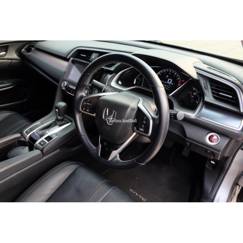 Mobil Honda Civic 1.5 ES Prestige Turbo Siap Pakai Tahun 2017 - Jakarta Utara