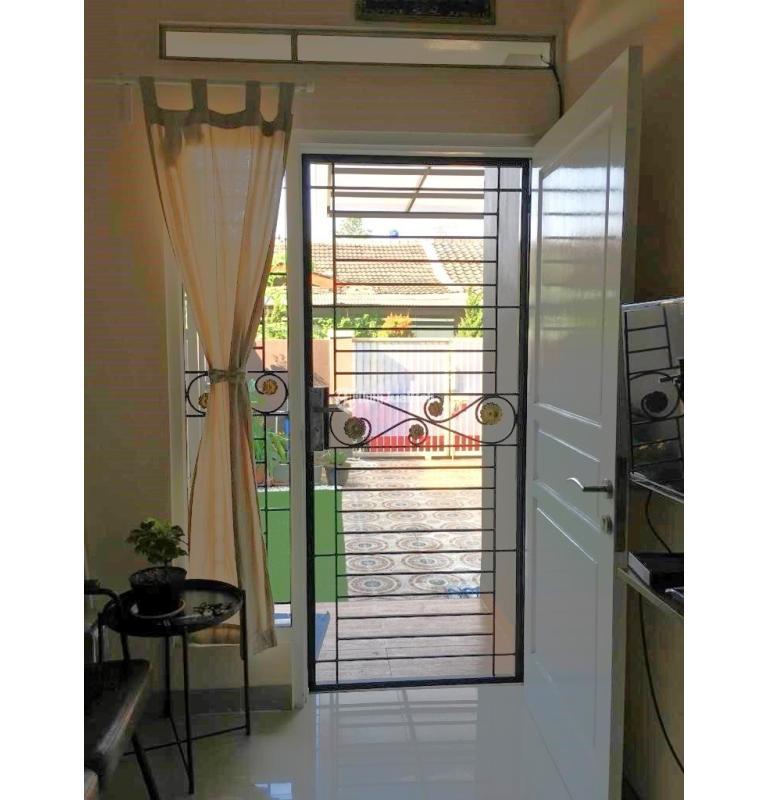 Dijual Rumah 2 Lantai Modern Minimalis LT61 LB100 SHM 3KT 2KM Semi Furnish Harapan Indah - Bekasi Kota Jawa Barat