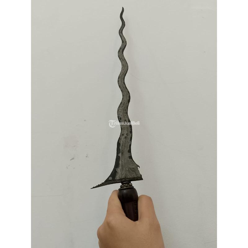 Keris Sangkelat Pamor Untu Walang Luk Ngende - jakarta Timur