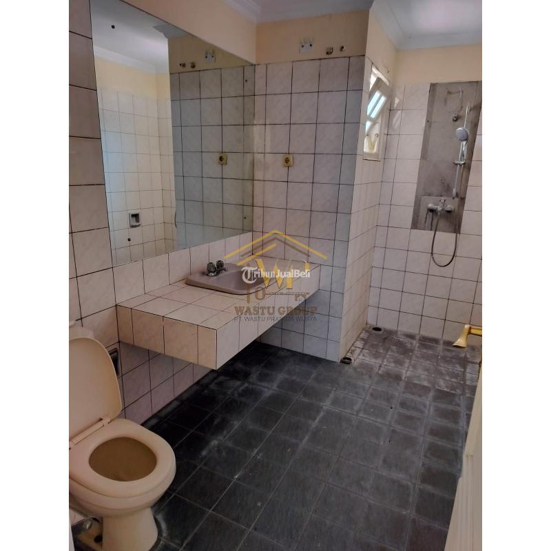 Dijual Rumah Termewah Bonus Tanah Luas 843m2 LB340 SHM 4KT 4KM Di Ngaglik Jakal - Sleman Yogyakarta