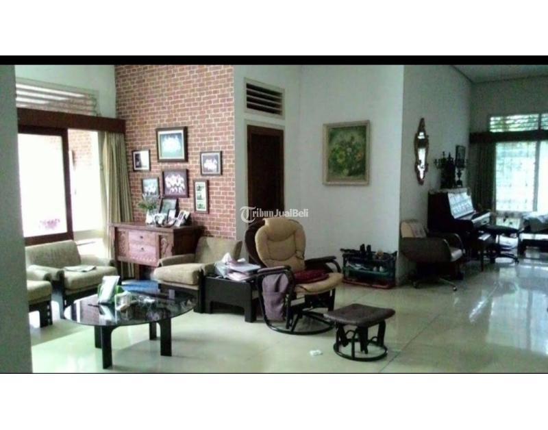 Dijual Rumah Nyaman dan Asri di Cilandak Barat LT740 LB200 8KT 4KM - Jakarta Selatan