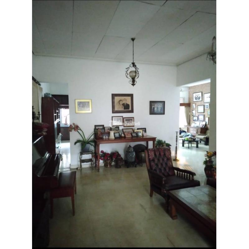 Dijual Rumah Nyaman dan Asri di Cilandak Barat LT740 LB200 8KT 4KM - Jakarta Selatan