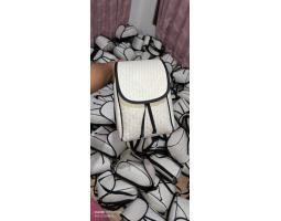 Tas Ransel Pandan Putih Vynil Hitam - Gresik Jawa Timur
