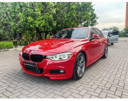 Mobil BMW 330I CKD AT 2017 Bekas Warna Merah - Jakarta Selatan