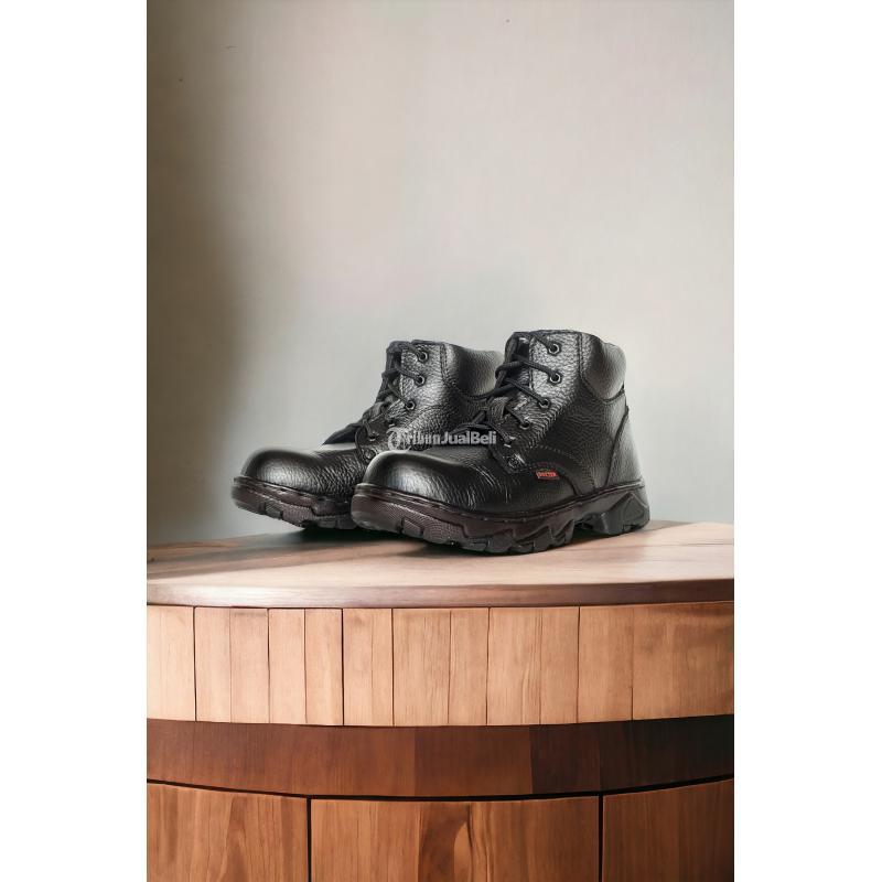 Safety Shoes Sporty Lubuk Pakam - Deli Serdang Sumatera Utara