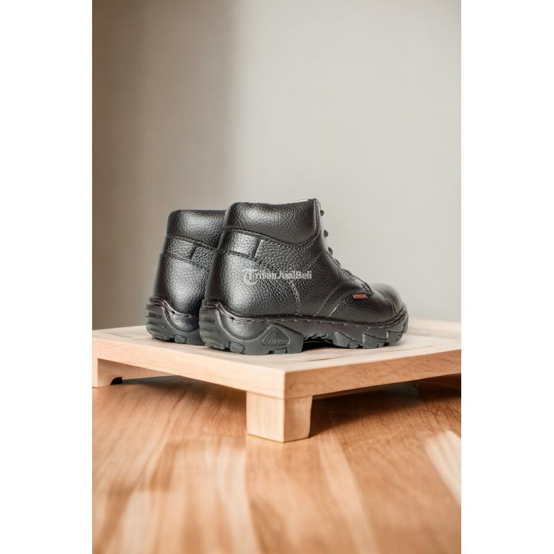 Safety Shoes Sporty Lubuk Pakam - Deli Serdang Sumatera Utara