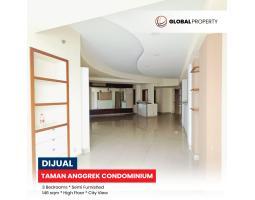 Dijual Apartemen Bekas di Taman Anggrek Condominium Semi Furnished, 3 Bedrooms 146sqm, High Floor - Jakarta Barat