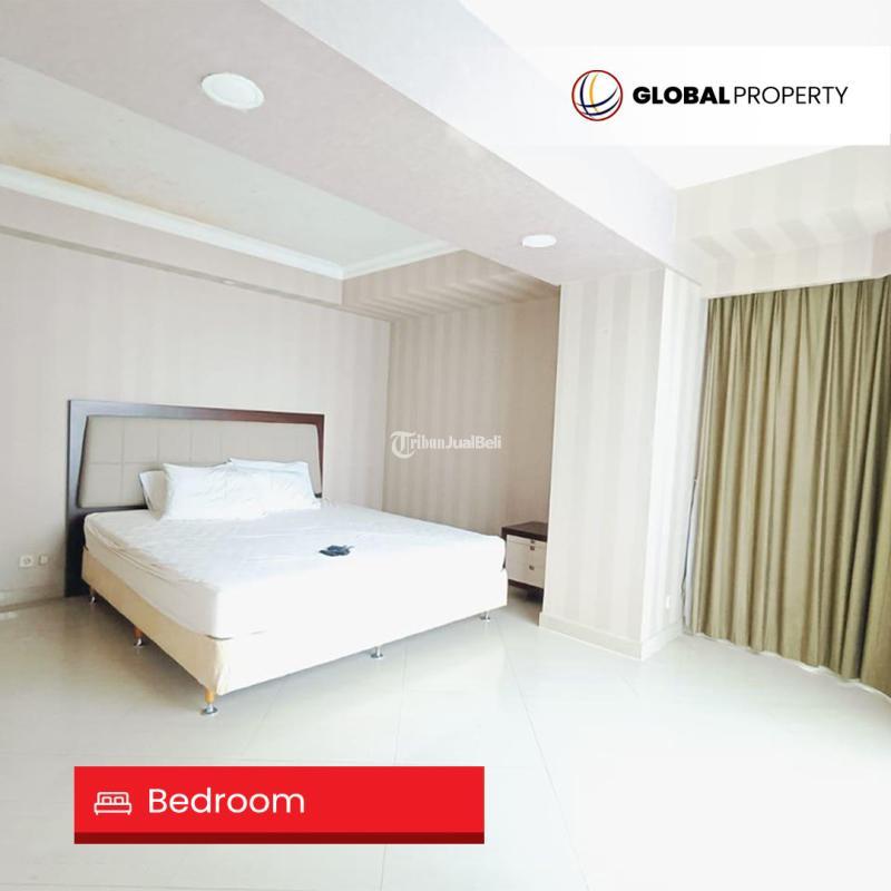 Dijual Apartemen Bekas di Taman Anggrek Condominium Semi Furnished, 3 Bedrooms 146sqm, High Floor - Jakarta Barat