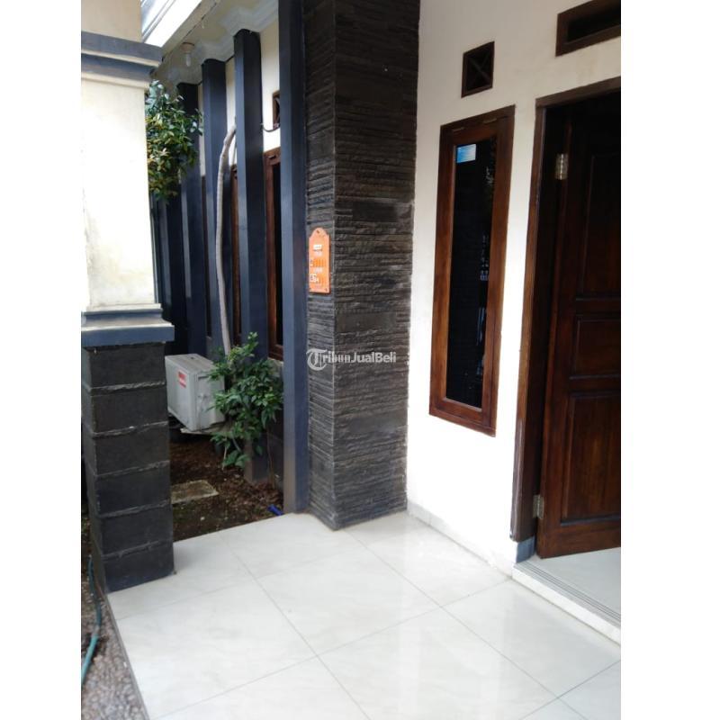Disewakan Rumah Bersih Semi Furnish 2 Lantai Jalan Saturnus Tengah Margahayu Raya - Bandung Kota Jawa Barat