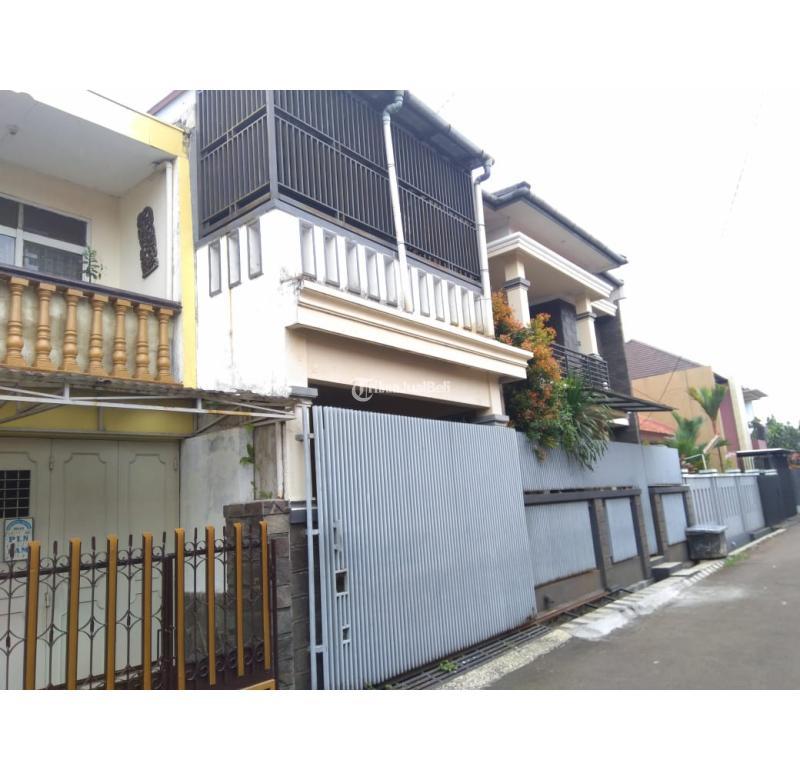 Disewakan Rumah Bersih Semi Furnish 2 Lantai Jalan Saturnus Tengah Margahayu Raya - Bandung Kota Jawa Barat