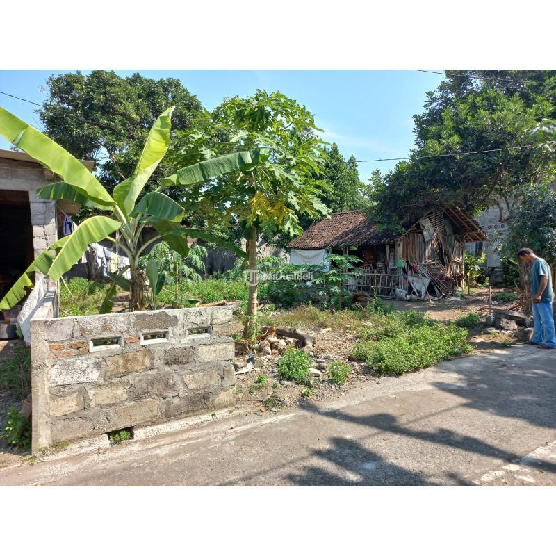 Dijual Tanah Dekat Lapangan Sidomoyo Luas 107m2 SHM - Sleman Yogyakarta