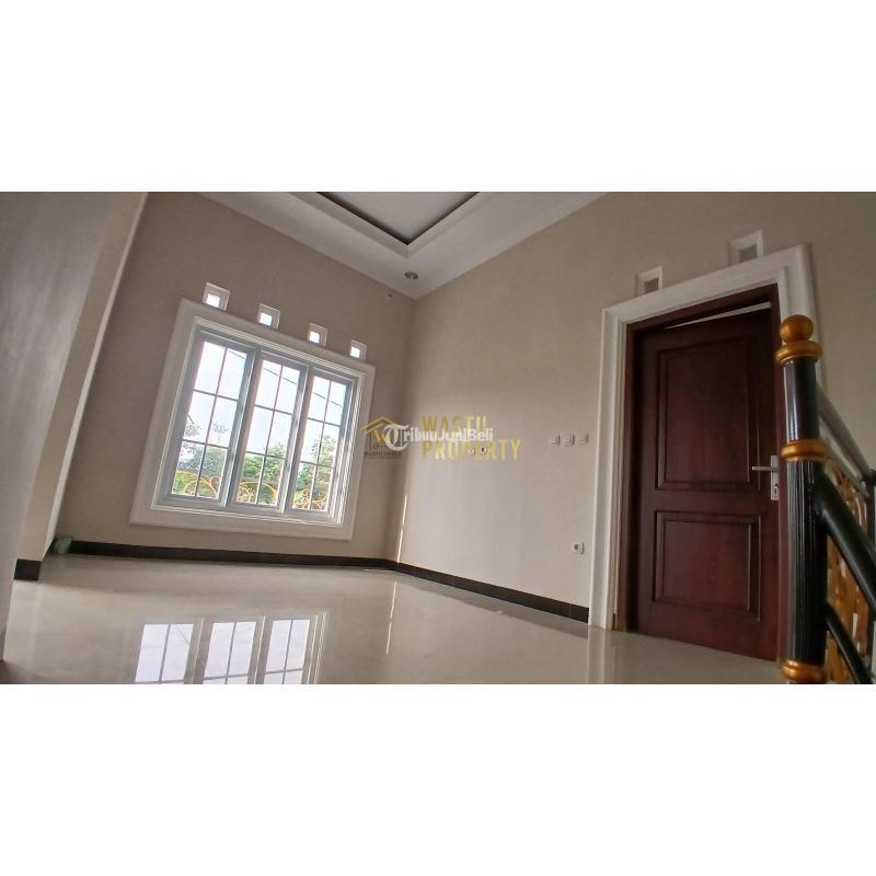 Dijual Rumah 2 Lantai LT99 LB105 4KT 3KM Legalitas SHM Lokasi Strategis - Bantul Yogyakarta