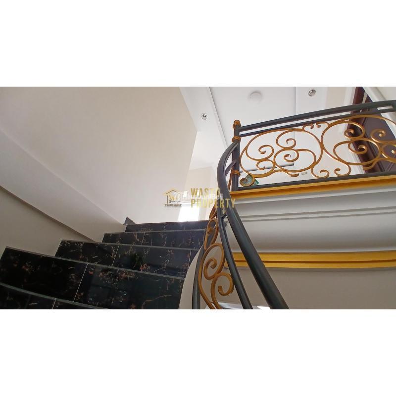 Dijual Rumah 2 Lantai LT99 LB105 4KT 3KM Legalitas SHM Lokasi Strategis - Bantul Yogyakarta