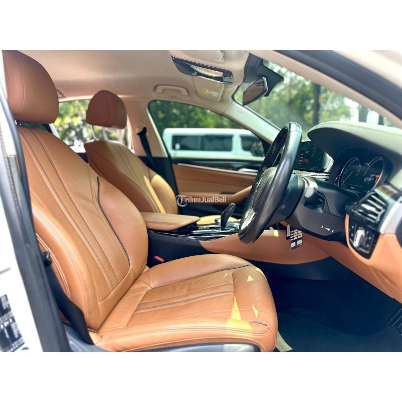 Mobil BMW 520I G30 2018 AT Putih Bekas Siap Pakai - Jakarta Utara