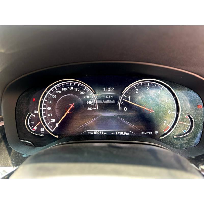 Mobil BMW 520I G30 2018 AT Putih Bekas Siap Pakai - Jakarta Utara