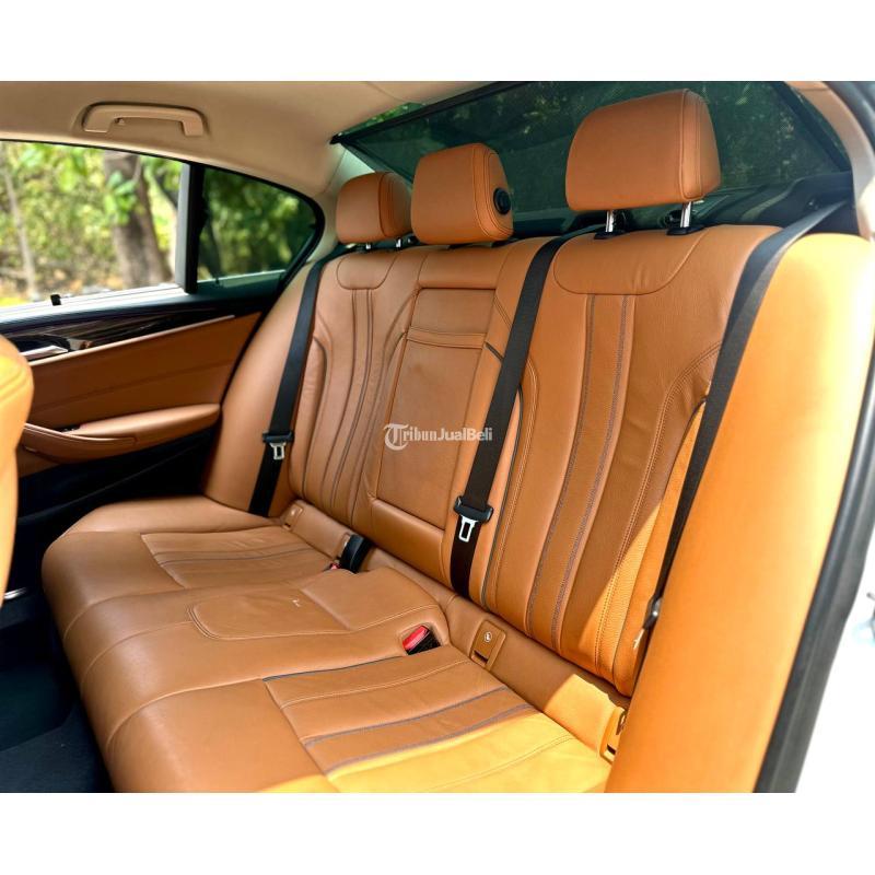Mobil BMW 520I G30 2018 AT Putih Bekas Siap Pakai - Jakarta Utara