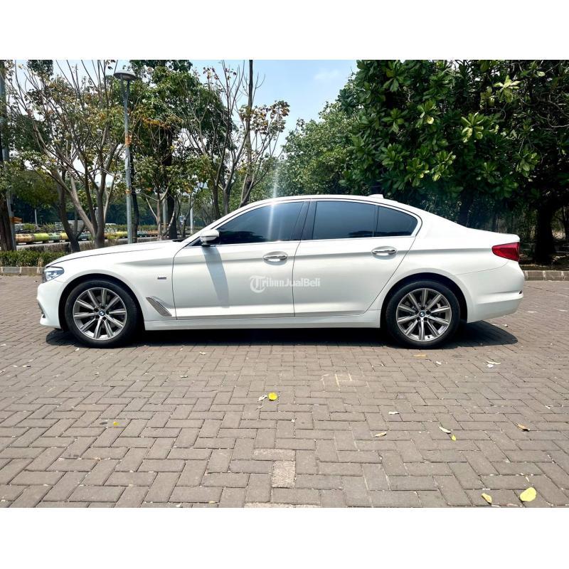 Mobil BMW 520I G30 2018 AT Putih Bekas Siap Pakai - Jakarta Utara
