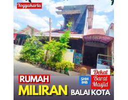 Rumah 2 Lantai Jogja Jalan Hibrida Selangkah Ke Balai Kota SHM dan IMB LT87 LB100 - Jogja