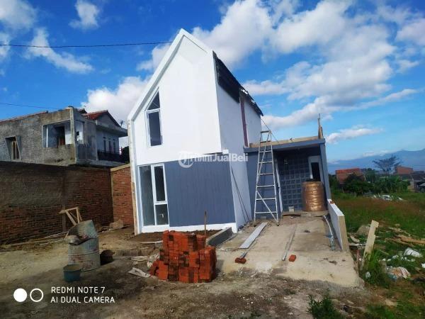 Dijual Rumah Lingkungan Asri Aruna 2 Lantai SHM - Garut Jawa Barat