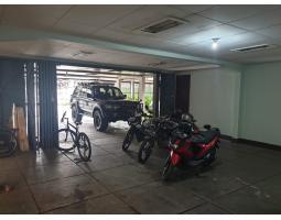 Dijual Rumah LT1738 LB950 10KT 4KM Legalitas SHM Lokasi Strategis - Bandung Jawa Barat 