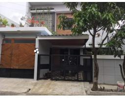 Dijual Rumah Bagus Siap Huni LT102 LB85 SHM 3KT 3KM Jalan Neptunus Margahayu Buahbatu Bandung Harga Nego - Bandung Kota Jawa Barat