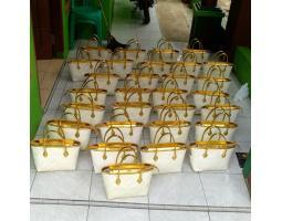 Tas Parcel Pandan Anyaman Putih - Denpasar Bali