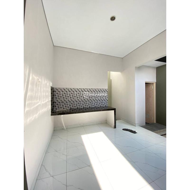 Jual Rumah Siap Huni Baru Tipe 80 Dekat Pasar Gentan Jogja - Sleman