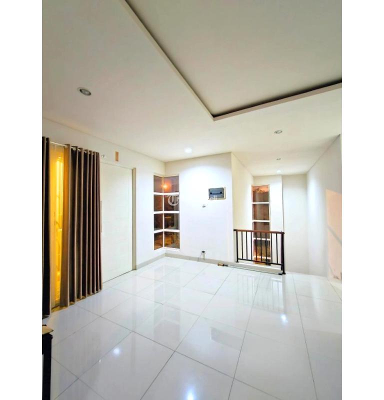 DiJual Rumah Hoek Murah Siap Huni Tipe 300 Bekas di Cluster Asera Harapan Indah - Bekasi