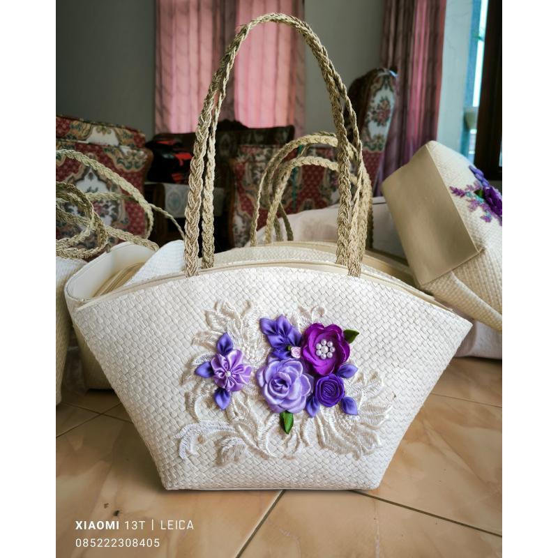 Tas Hampers Natal Pandan - Janeponto