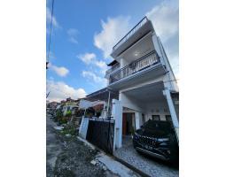 Dijual Rumah Desain Modern Full Furnish dan Rofftop dalam Cluster Jimbaran - Badung 