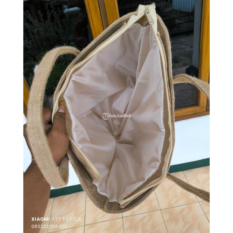 Tas Goni Pandan Anyam Putih - Jembrana 